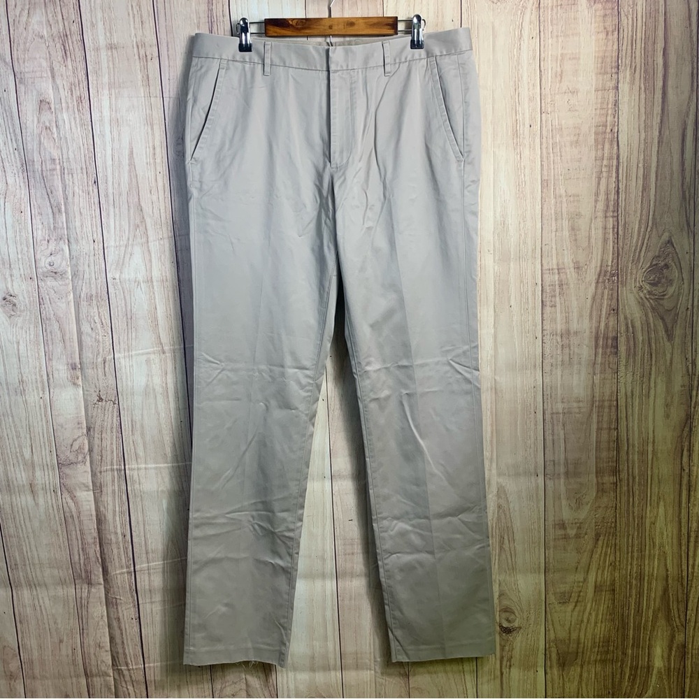 Bonobos Tan Chinos Wednesday
